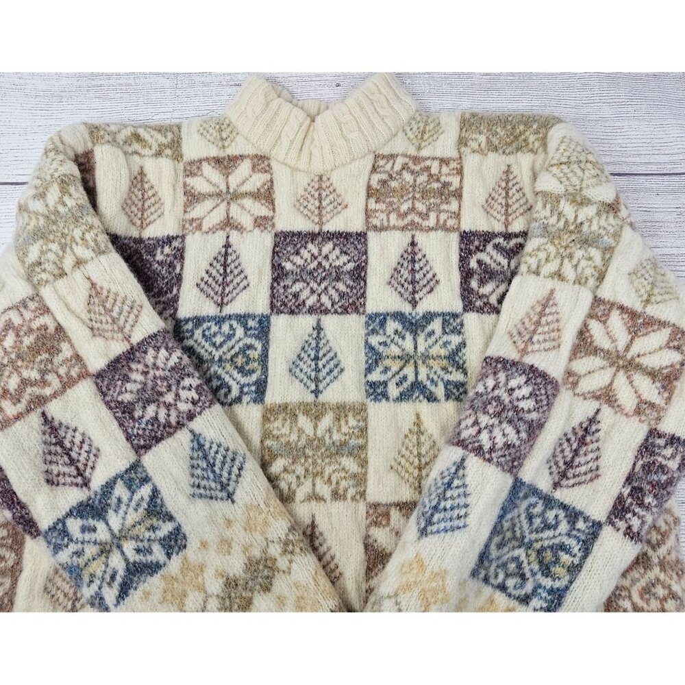 Vintage Zig Zag Women's Holiday Themed Made in‎ Scotland Designer Knitwear XL